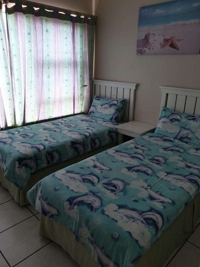 Topanga Holiday Home 우봉고 비치 외부 사진